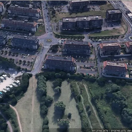 Bel Face Au Paleospace Apartman *