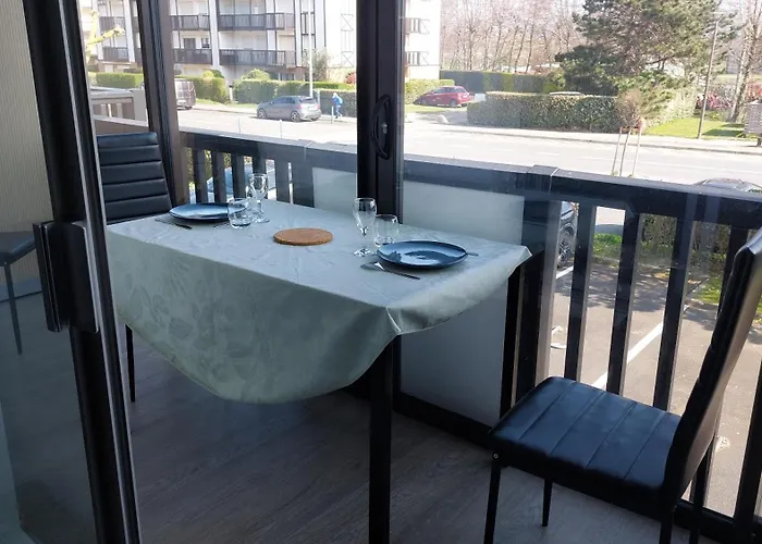 Bel Face Au Paleospace Apartman *